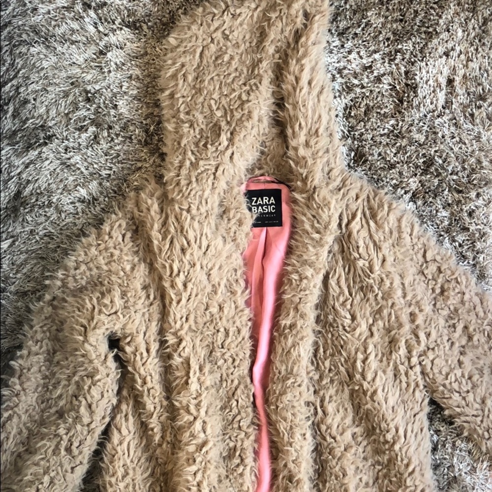 Long furry Zara cream hooded jacket